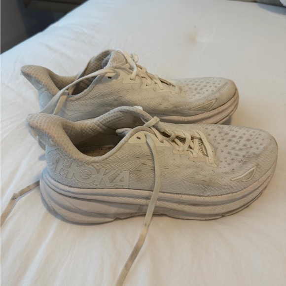 Hoka Shoes - Hoka Women's White Clifton 9 Shoes